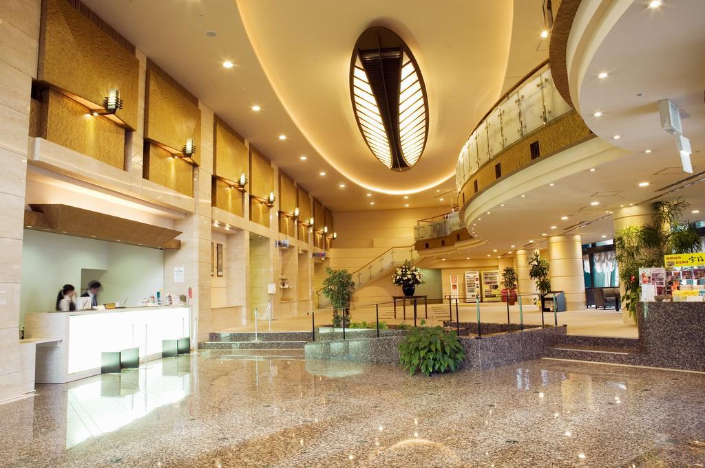 Wakayama Urban Hotel Buitenkant foto