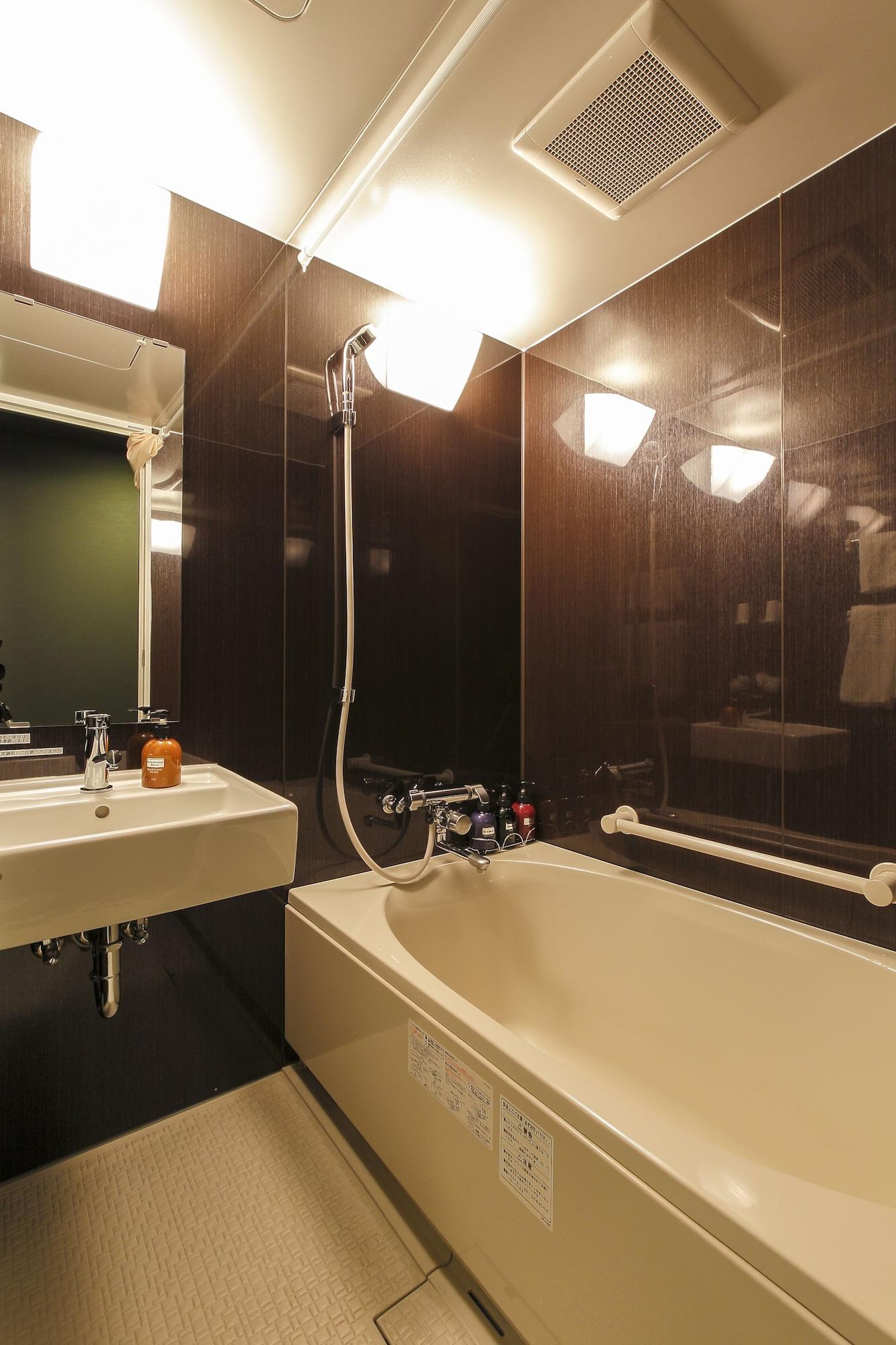 Wakayama Urban Hotel Buitenkant foto