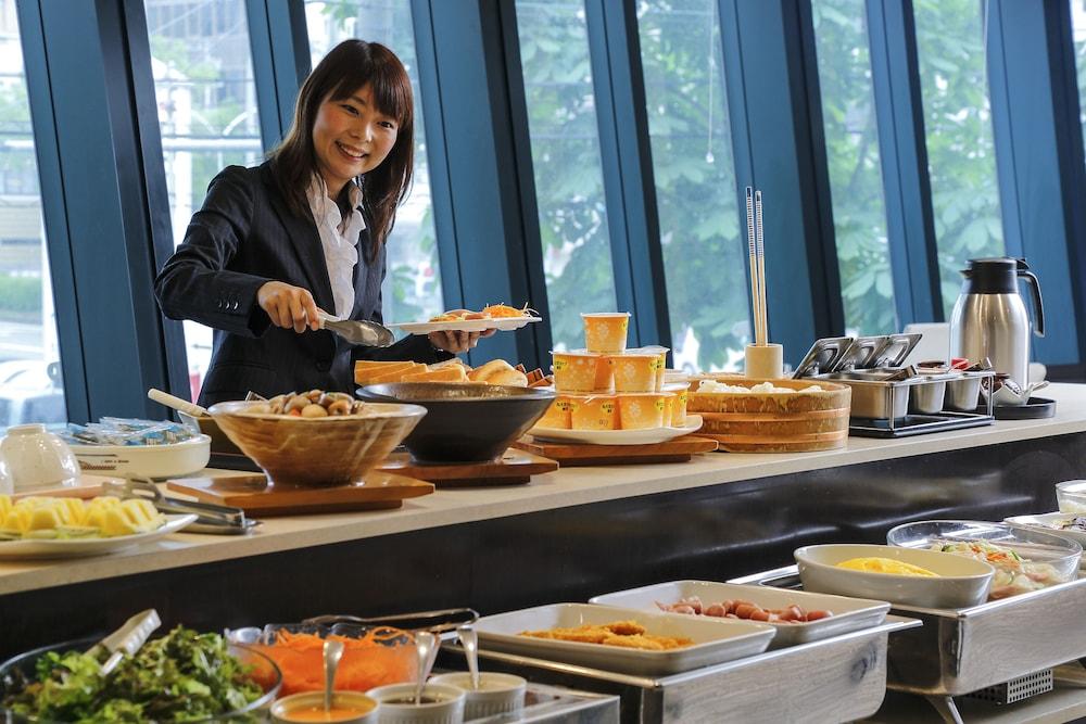Wakayama Urban Hotel Buitenkant foto